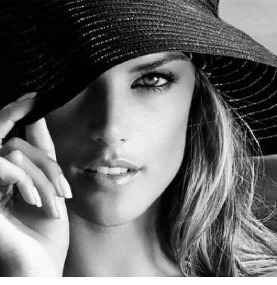 آموزش نقاشی سیاه قلم